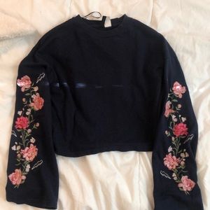 Cropped long sleeve